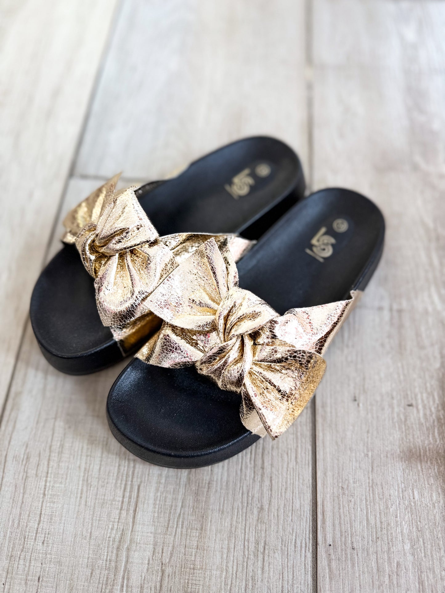 Sommer Schlappen in Gold 70186 (Kopie)