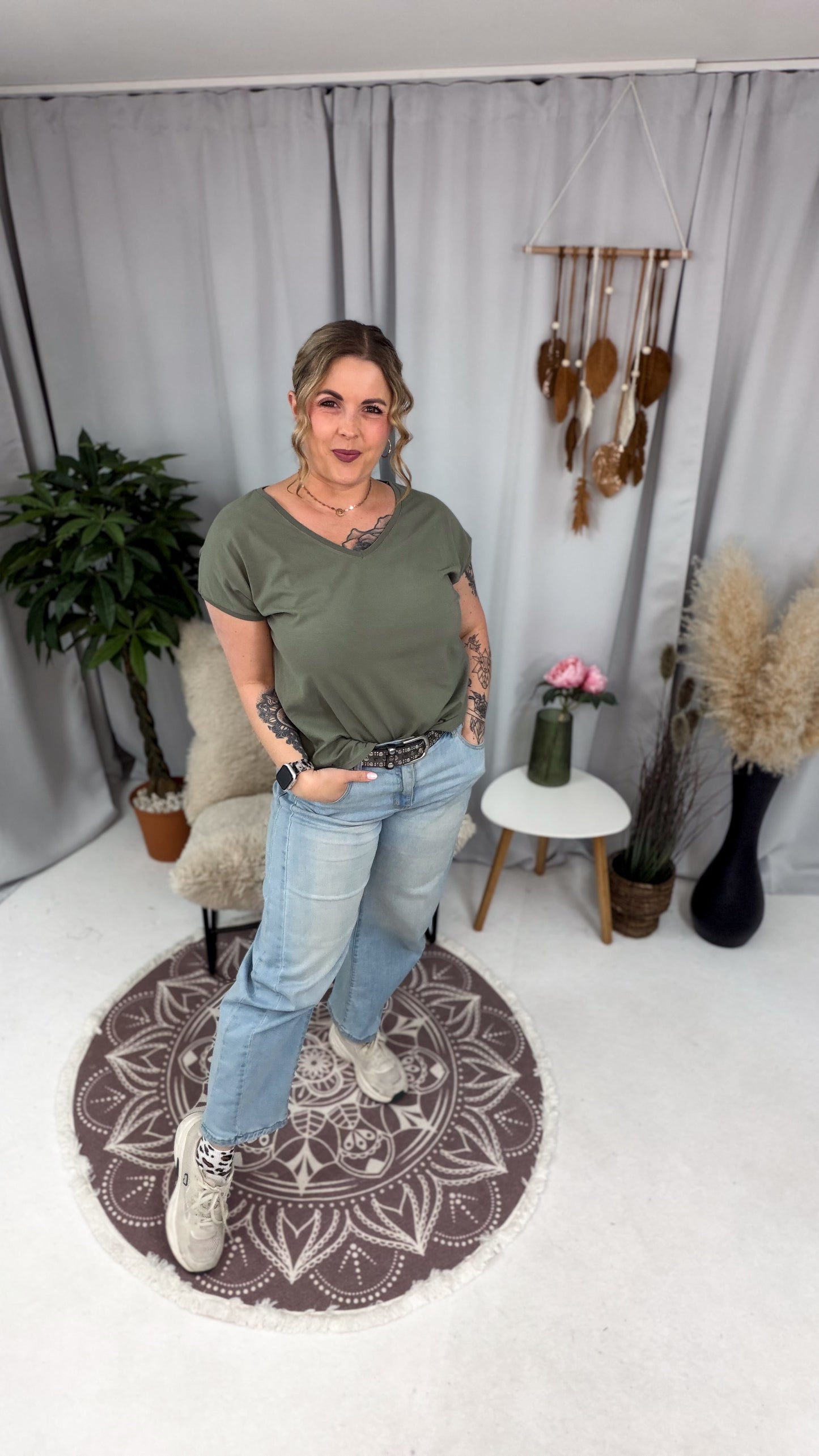 Shirt Sara mit V-Ausschnitt (70204)