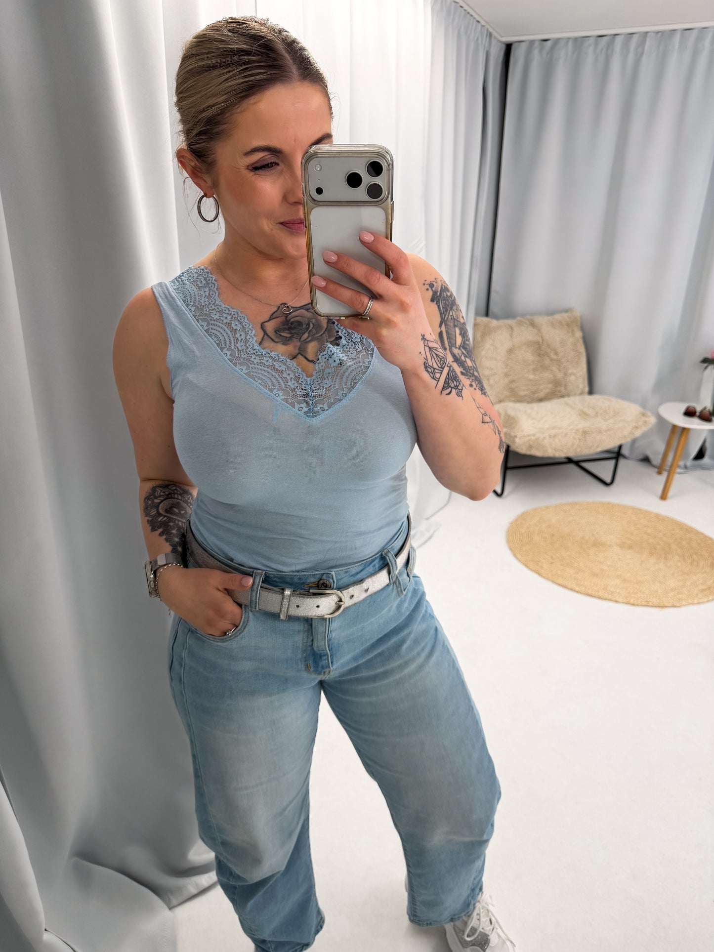 Top Joline, mit spitze und Cashmere Anteil (70124)