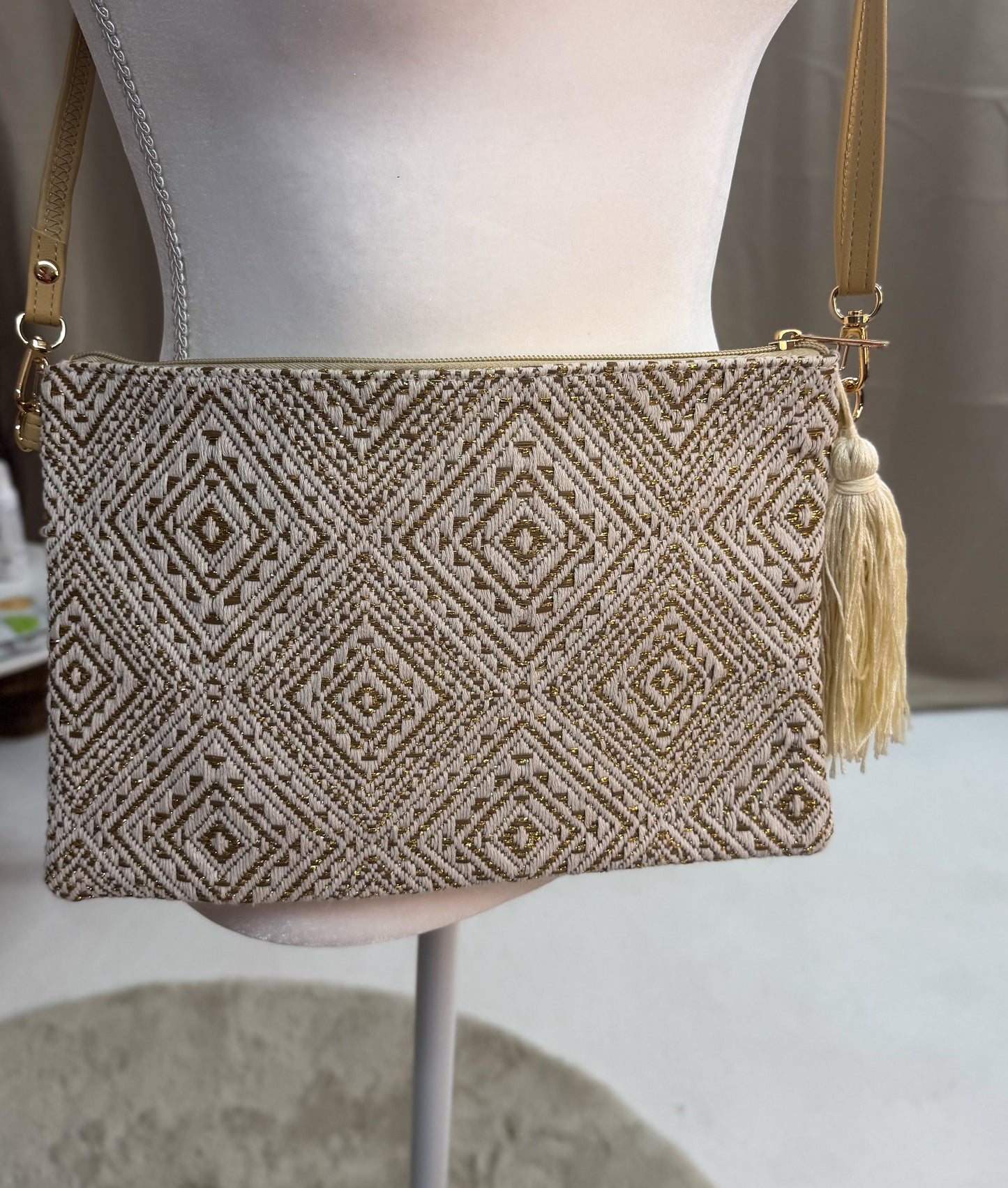 Umhänge Tasche Tine im Ibiza Style