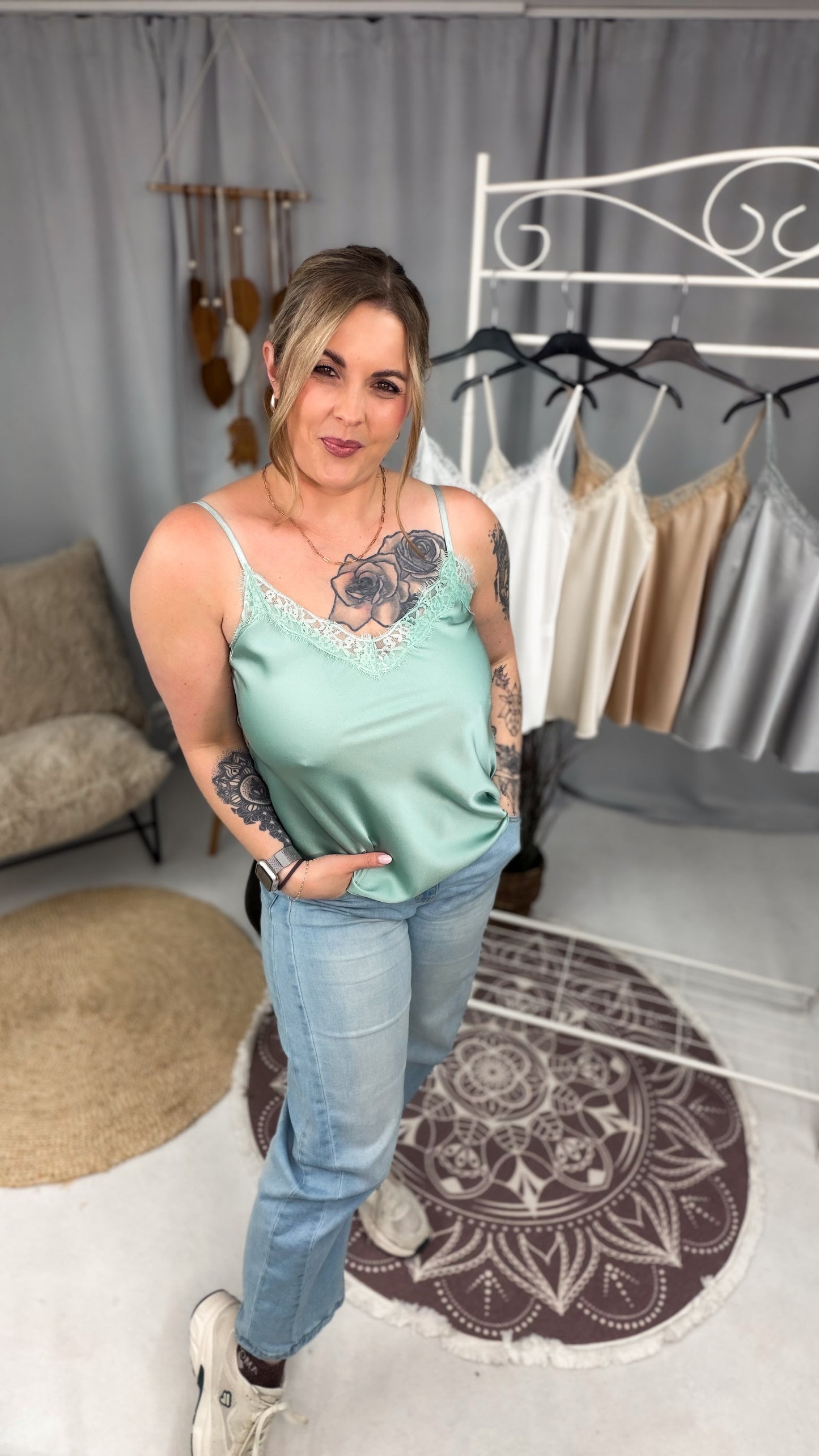 Top Stella mit Spitze (63526).