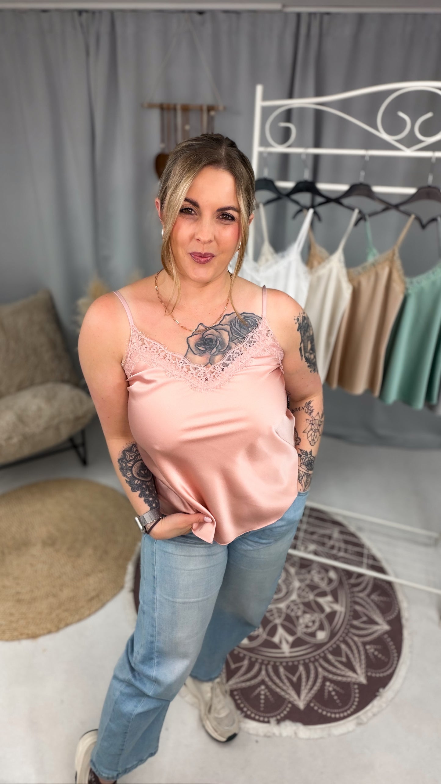 Top Stella mit Spitze (63526).